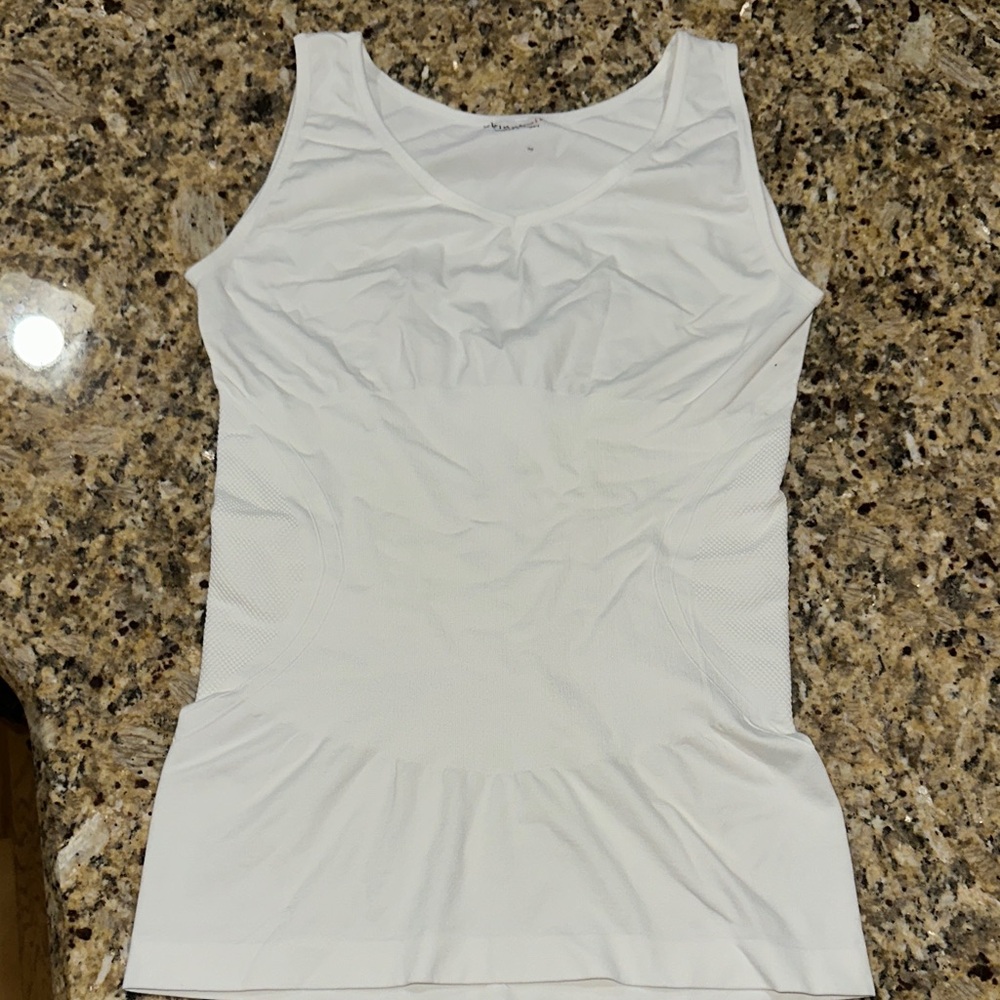 Skinnygirl White Seamless Shaping Tank